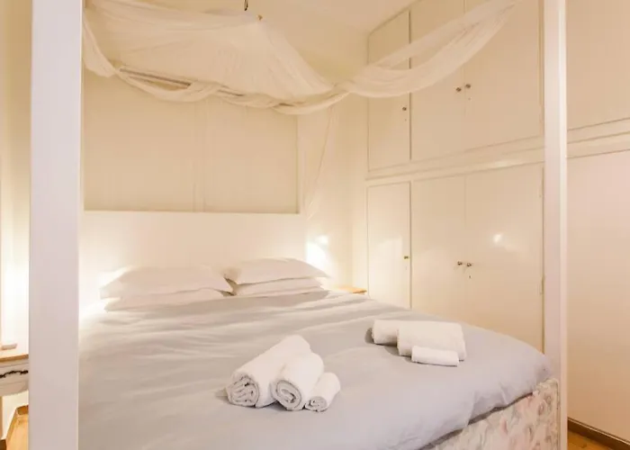 Home Sweet Home @ Central Athens 52 Sq.M.